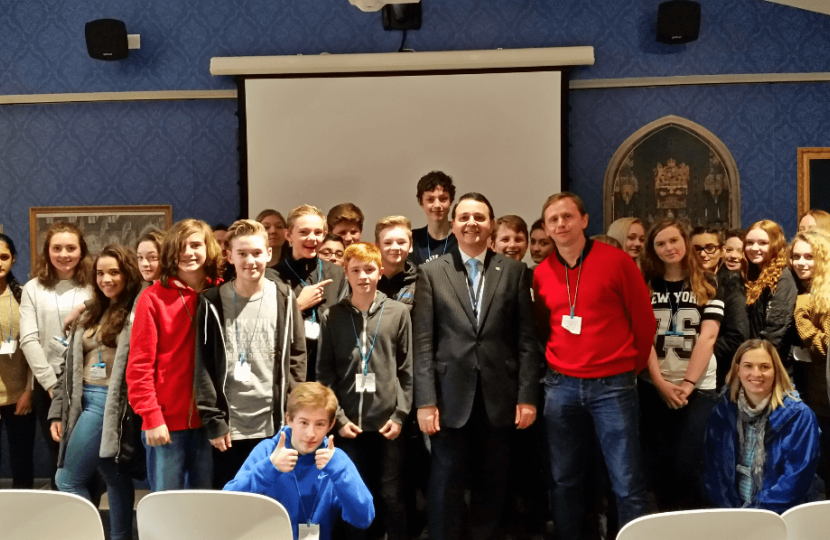 Students visit parliament