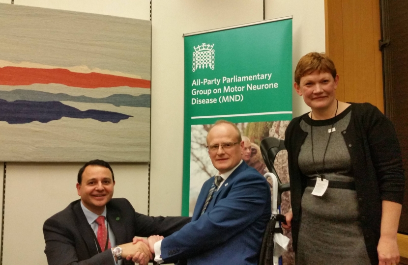 Alberto Costa MP with representatives of Mind